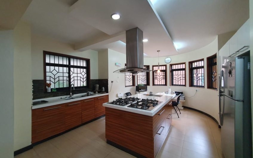 Kyuna Villa